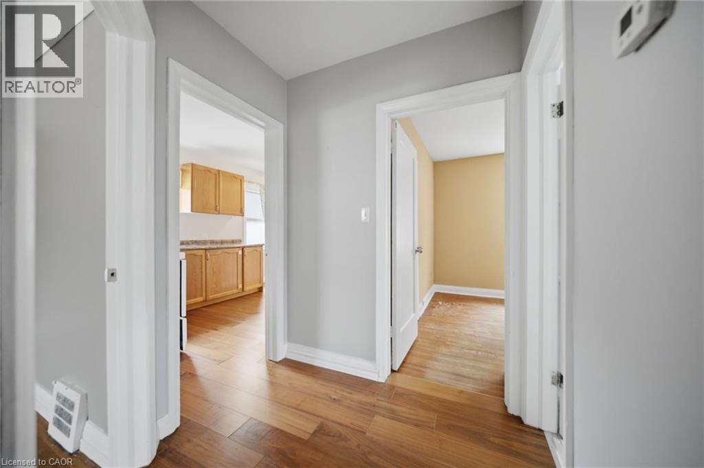 1076 Clearview Avenue, Burlington, Ontario  L7T 2J1 - Photo 12 - 40838712