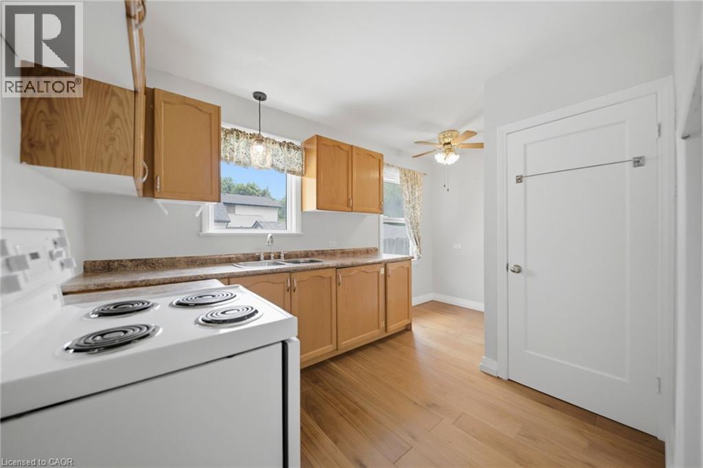 1076 Clearview Avenue, Burlington, Ontario  L7T 2J1 - Photo 13 - 40838712