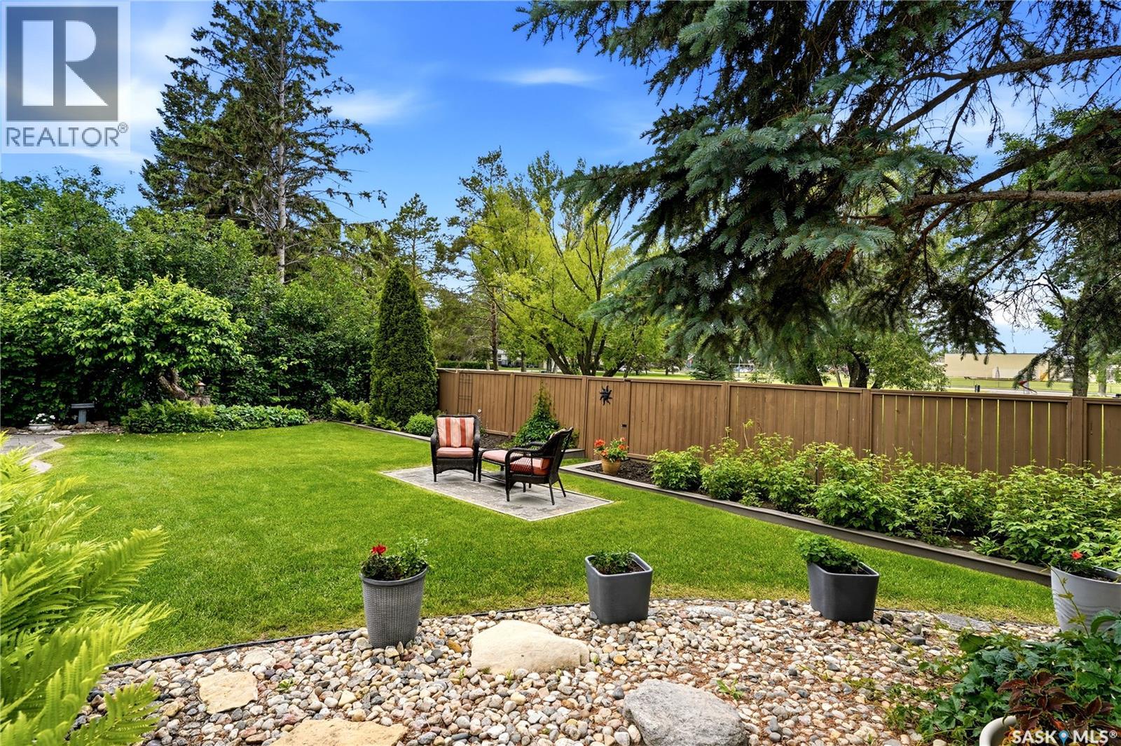 82 Compton Road, Regina, Saskatchewan  S4S 2Y3 - Photo 40 - SK040562