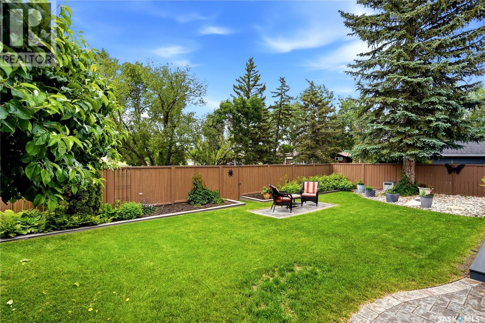 82 Compton Road, Regina, Saskatchewan  S4S 2Y3 - Photo 43 - SK040562