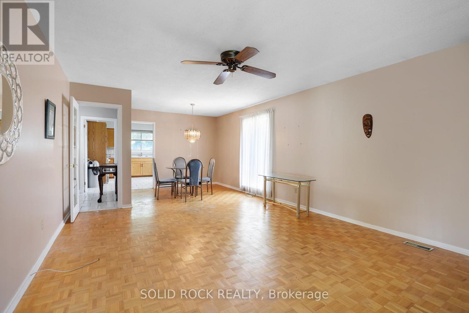 10 Orr Street, Ottawa, Ontario  K2J 1E6 - Photo 8 - X13497220