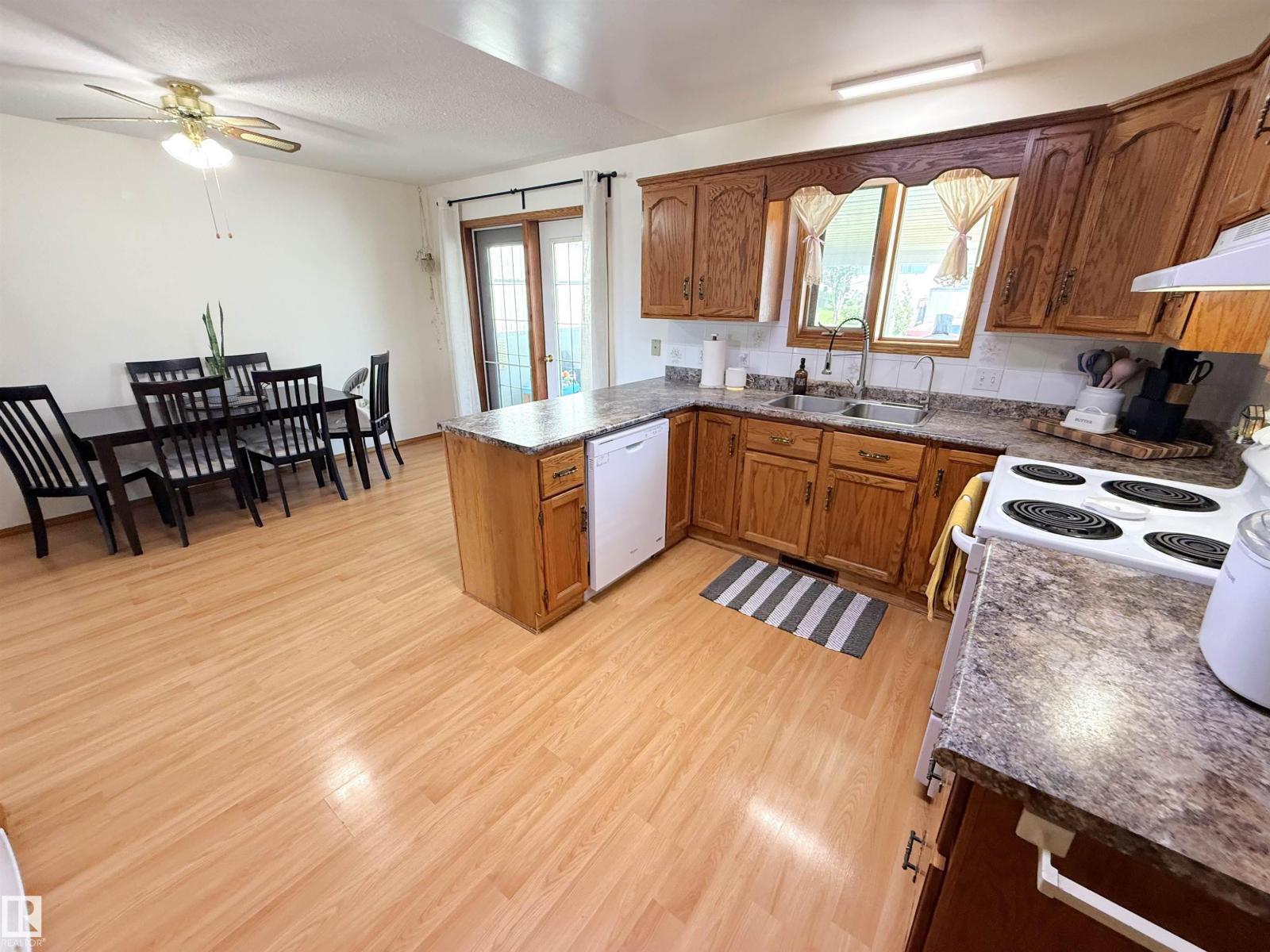 5003 57 Av, Stony Plain, Alberta  T7Z 1A6 - Photo 13 - E4495991