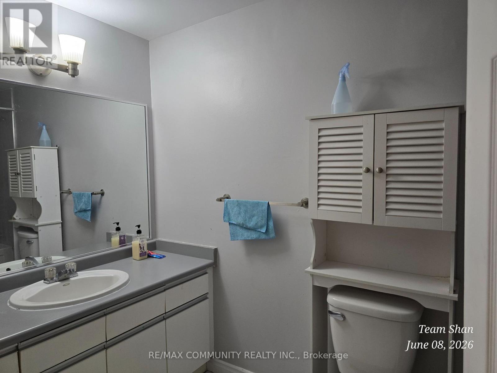 57 Valley Centre Drive, Toronto, Ontario  M1X 1H2 - Photo 6 - E13497184