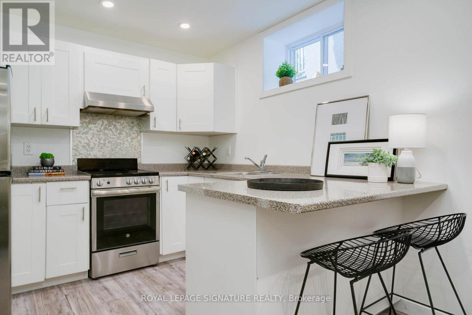 27 Coleridge Avenue, Toronto, Ontario  M4C 4H4 - Photo 23 - E13497228