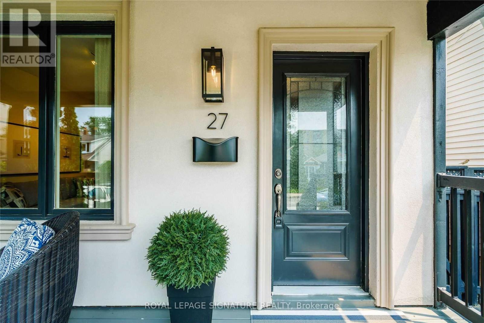 27 Coleridge Avenue, Toronto, Ontario  M4C 4H4 - Photo 3 - E13497228