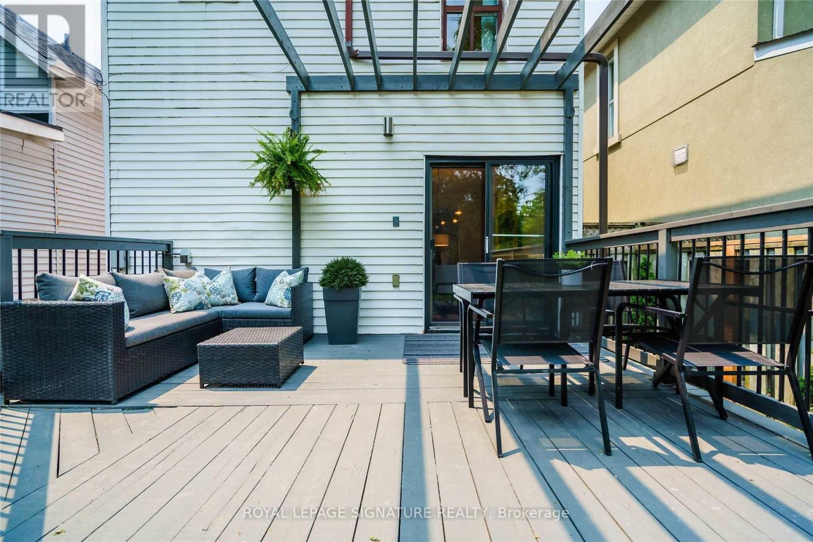 27 Coleridge Avenue, Toronto, Ontario  M4C 4H4 - Photo 33 - E13497228