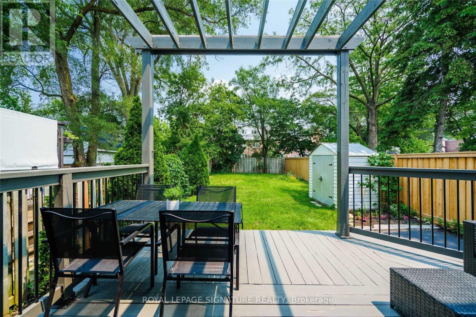 27 Coleridge Avenue, Toronto, Ontario  M4C 4H4 - Photo 37 - E13497228