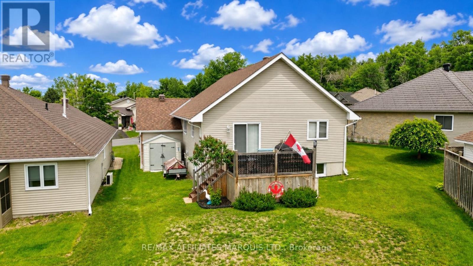 117 Gail Elizabeth Court, Cornwall, Ontario  K6H 0A7 - Photo 2 - X13497190