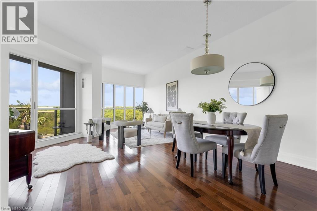 2511 Lakeshore Road W Unit# 811, Oakville, Ontario  L6L 6L9 - Photo 2 - 40837361