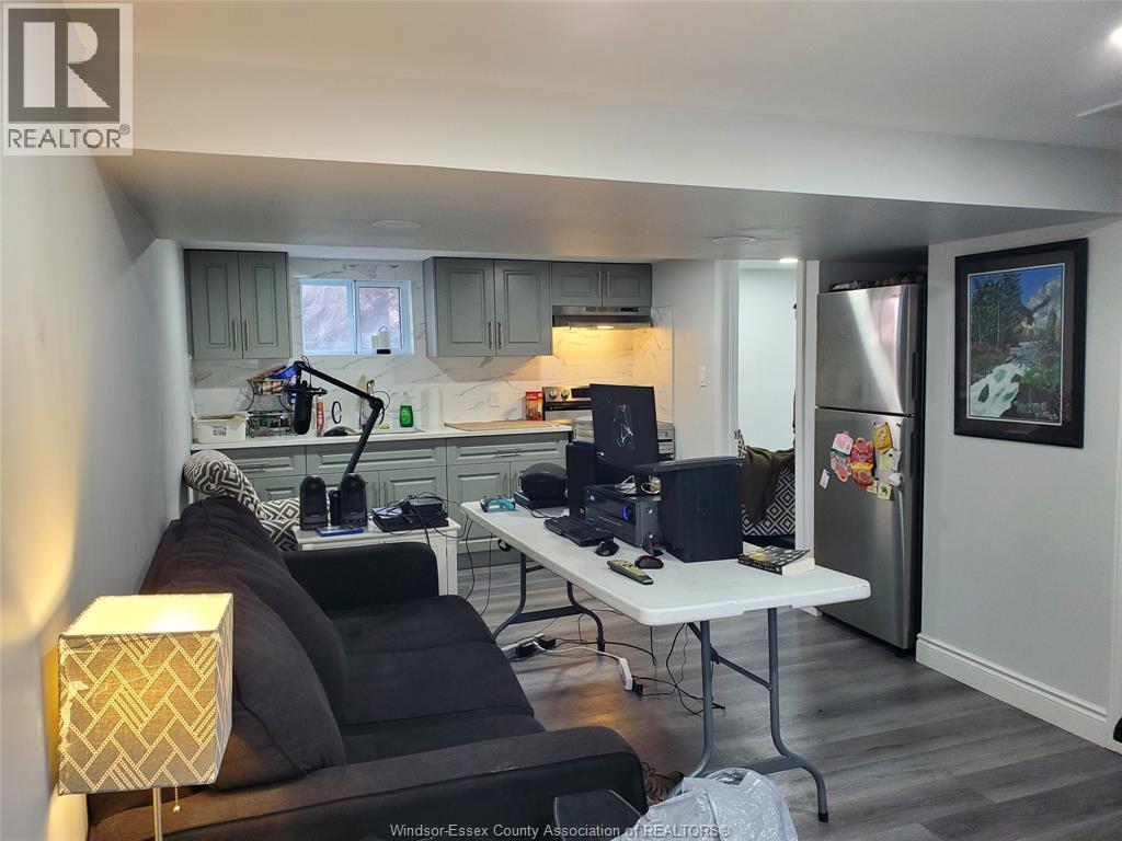 348 Caroline, Windsor, Ontario  N9A 6A4 - Photo 17 - 26009507
