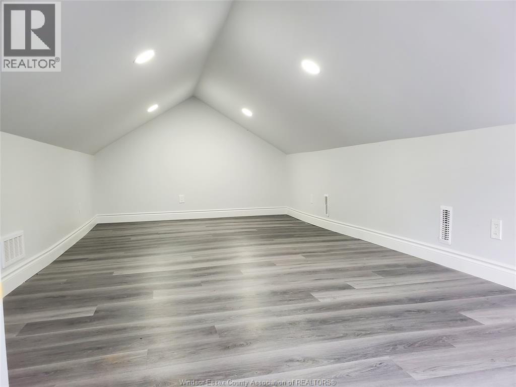 348 Caroline, Windsor, Ontario  N9A 6A4 - Photo 13 - 26009507