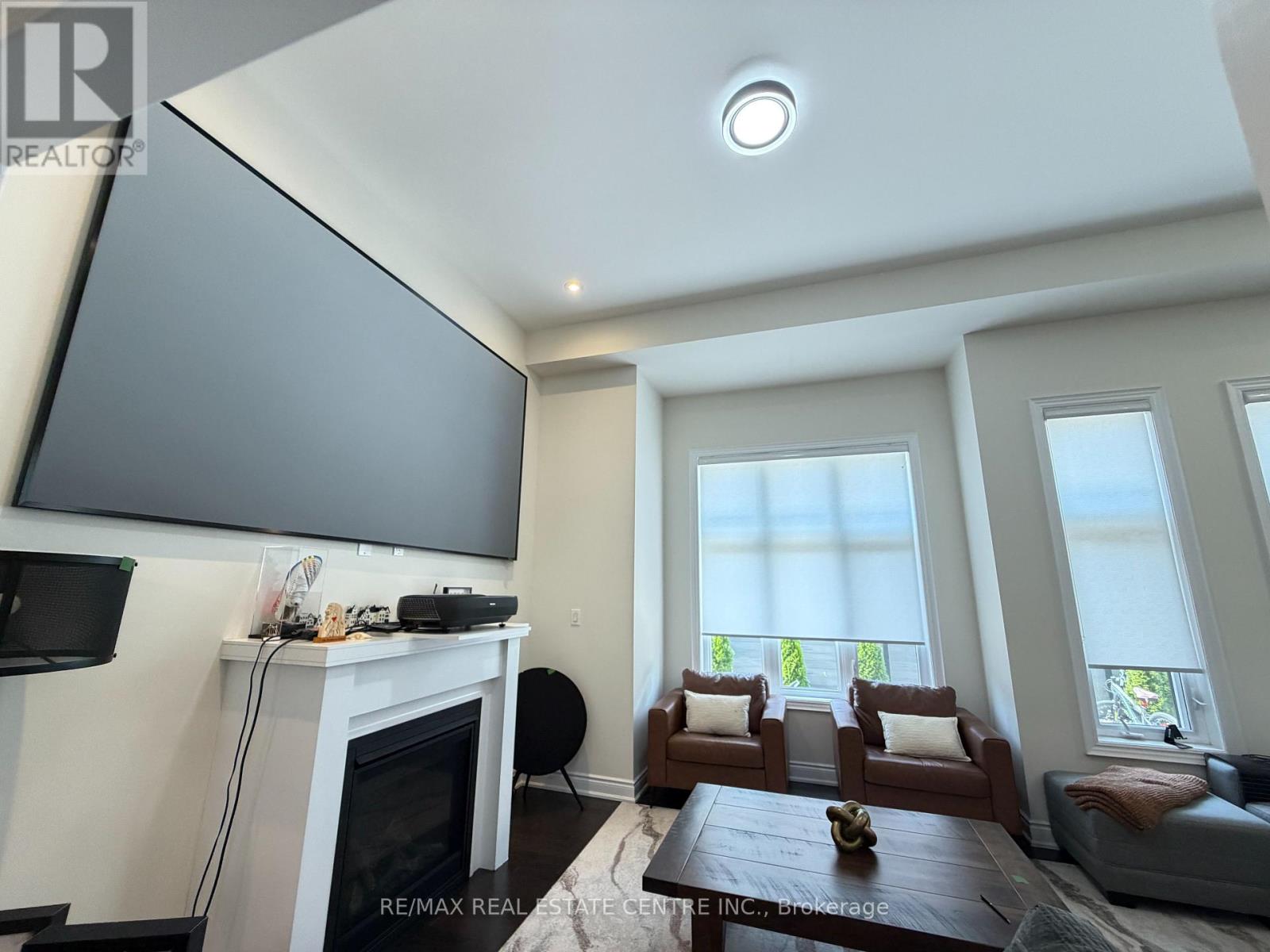 1192 Stag Hollow, Oakville, Ontario  L6M 5M4 - Photo 6 - W13497280