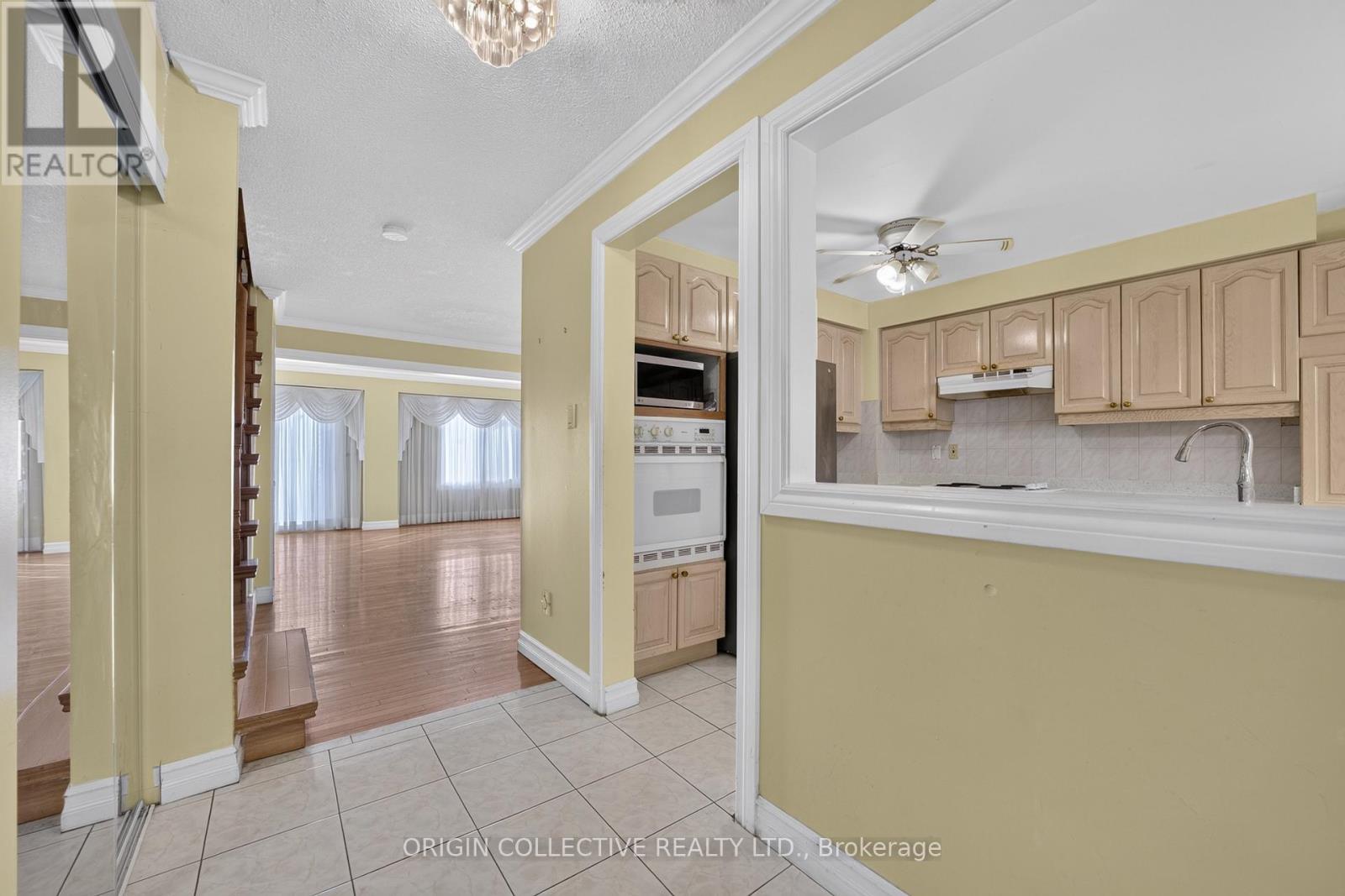 4 Usherwood Court, Toronto, Ontario  M1B 3X3 - Photo 11 - E13495618
