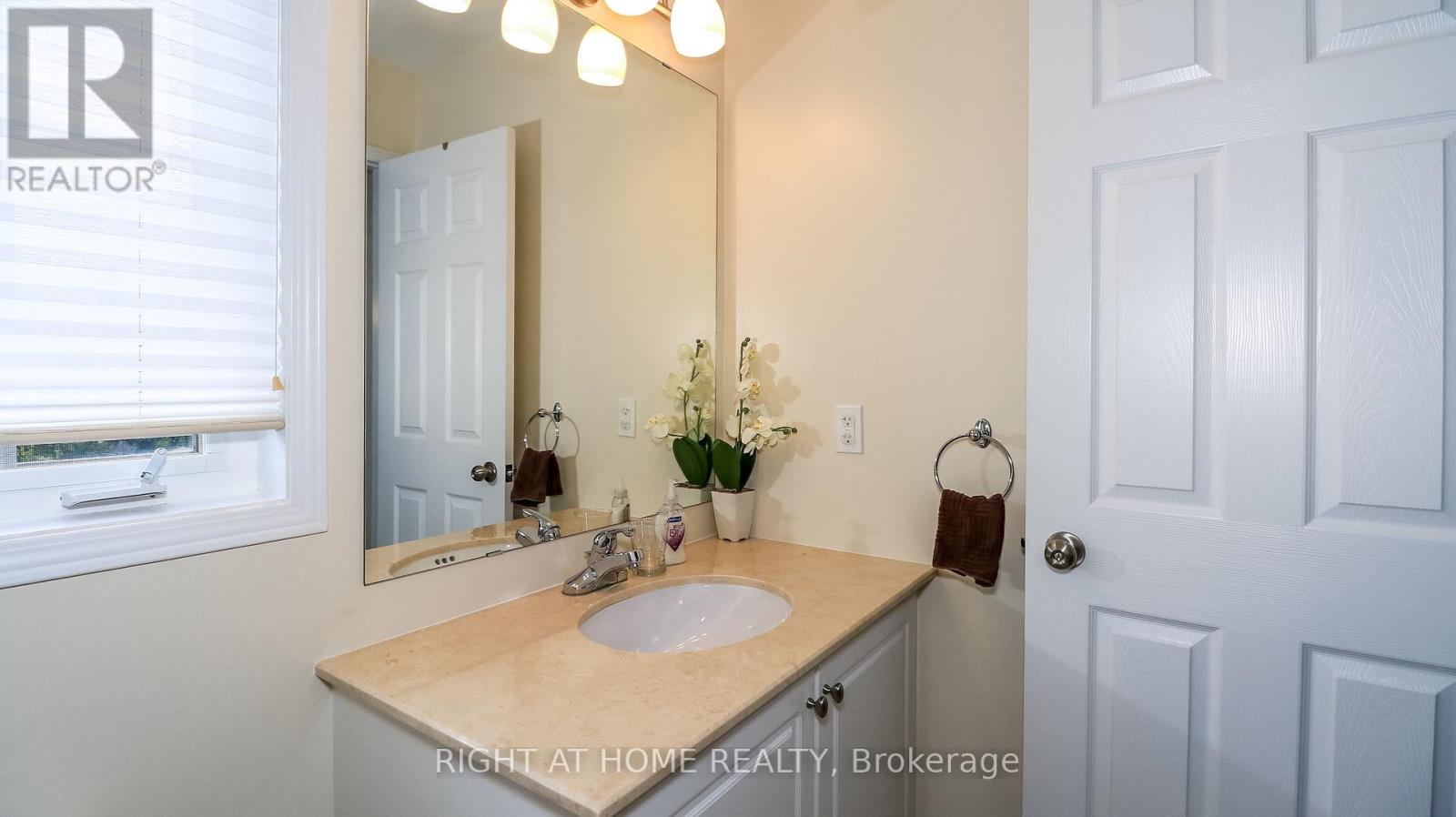 33 Marina Village Drive, Georgian Bay, Ontario  L0K 1S0 - Photo 27 - X13497276