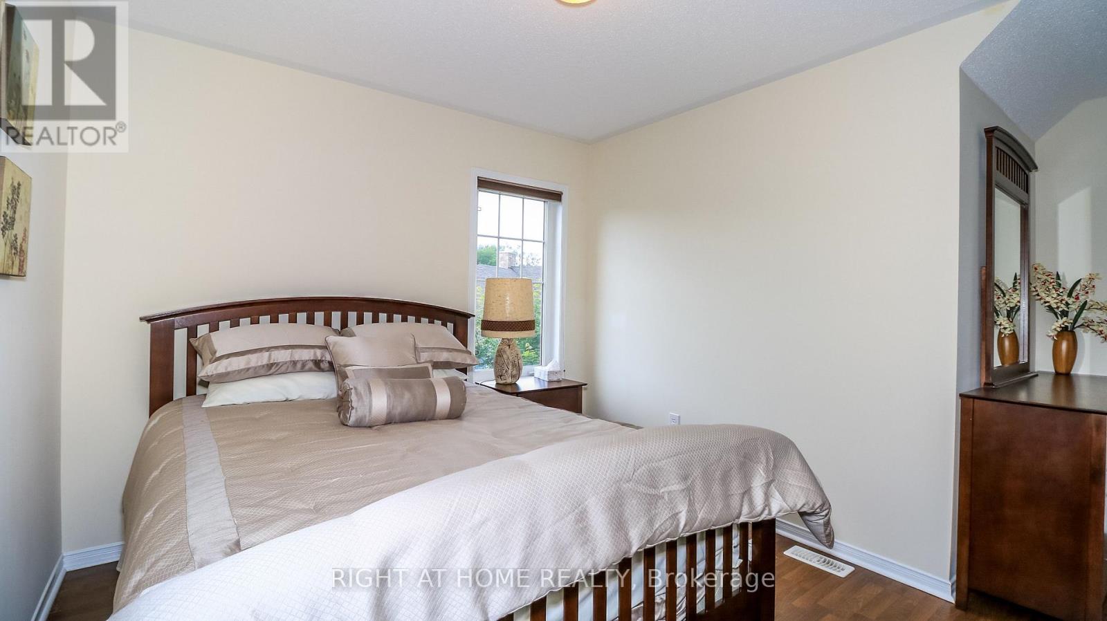 33 Marina Village Drive, Georgian Bay, Ontario  L0K 1S0 - Photo 33 - X13497276