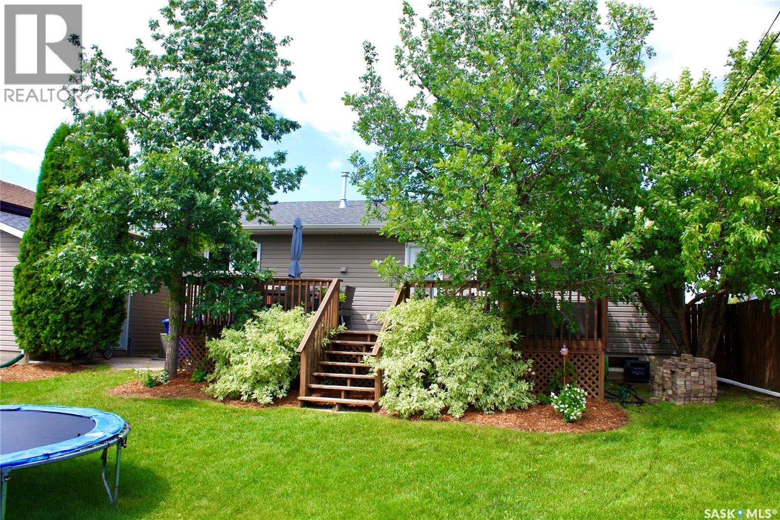 208 James Street, Langham, Saskatchewan  S0K 2L0 - Photo 37 - SK040895