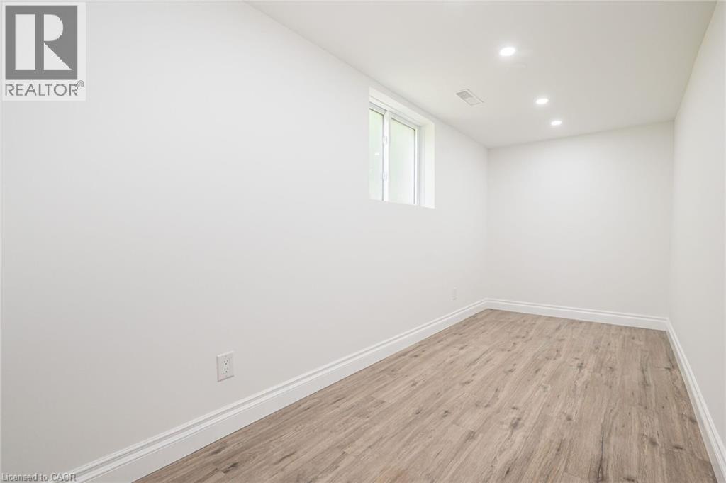 58 Cyprus Drive Unit# Lower, Kitchener, Ontario  N2M 4R5 - Photo 8 - 40843163