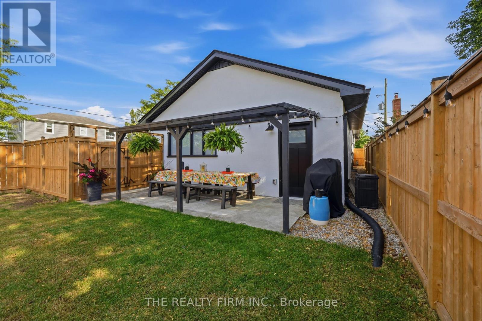 8 Briscoe Street W, London South, Ontario  N6J 1L8 - Photo 39 - X13497364