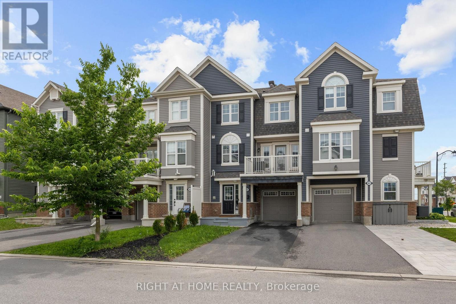 403 GERARDIA LANE, Ottawa, Ontario