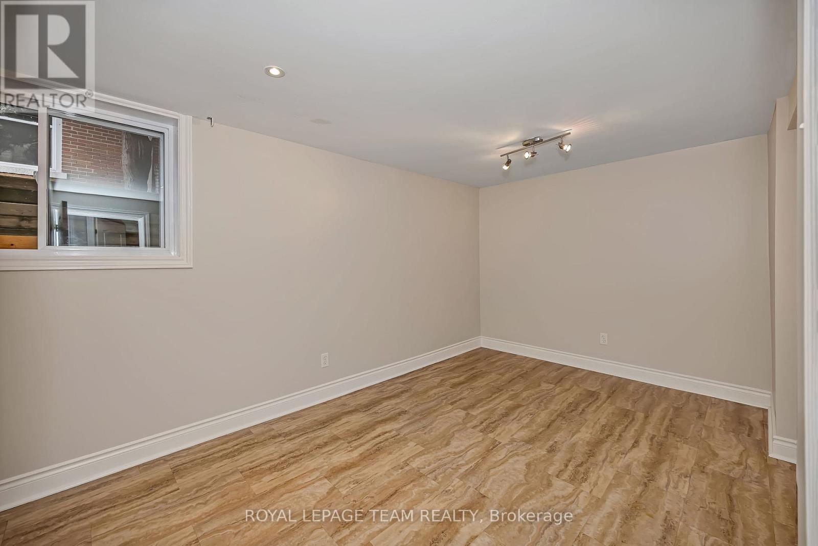 4 Queen Mary Street, Ottawa, Ontario  K1K 1Y2 - Photo 28 - X13497390