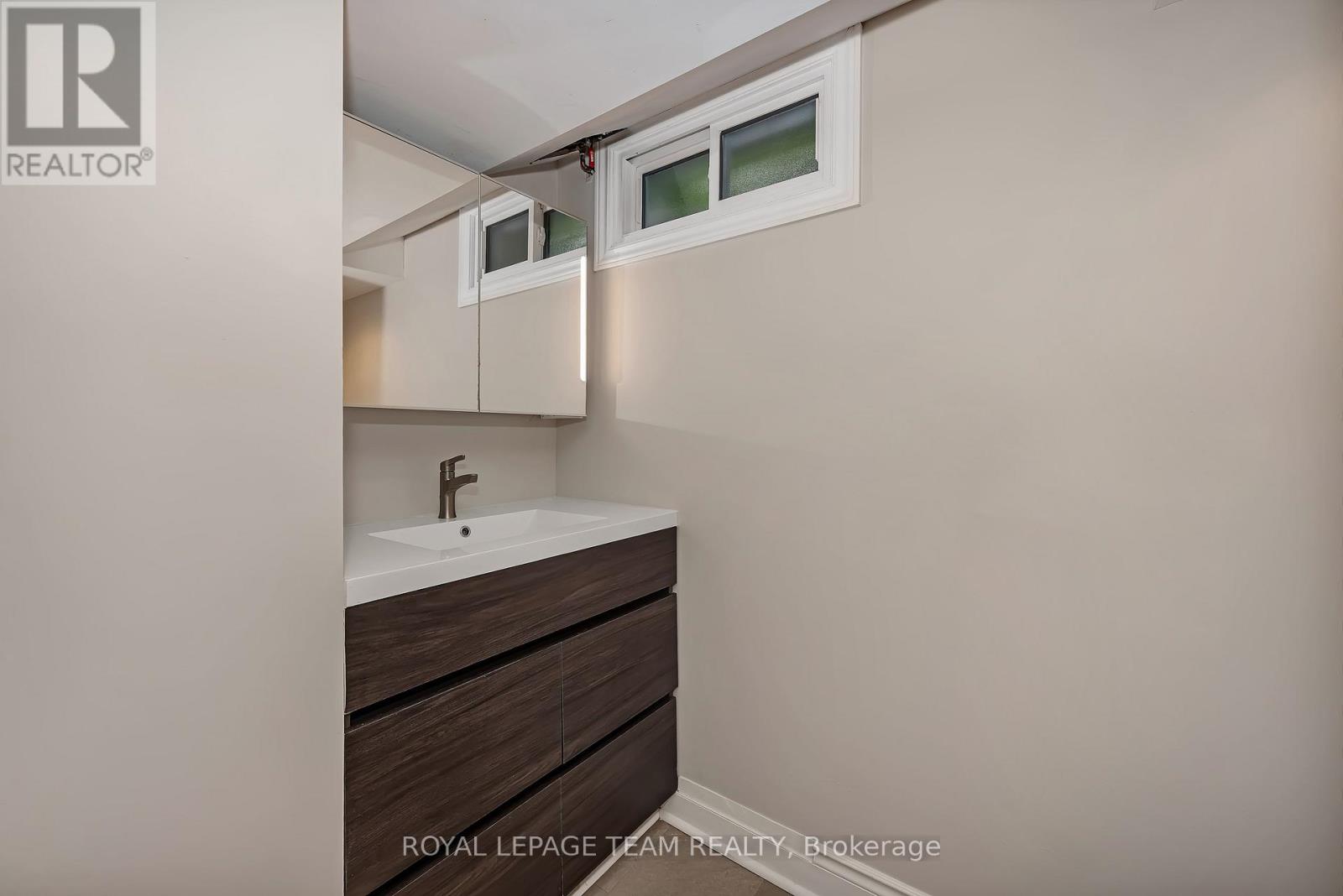4 Queen Mary Street, Ottawa, Ontario  K1K 1Y2 - Photo 29 - X13497390