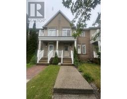 76 EASTHAMPTON ROAD, Hamilton, Ontario