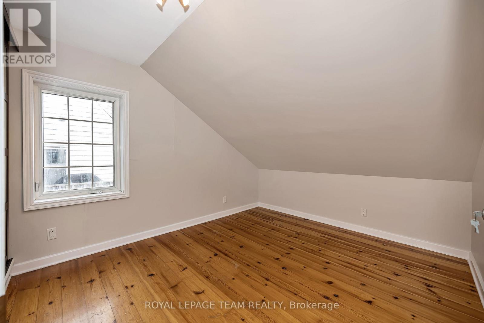 4 Queen Mary Street, Ottawa, Ontario  K1K 1Y2 - Photo 26 - X13497390