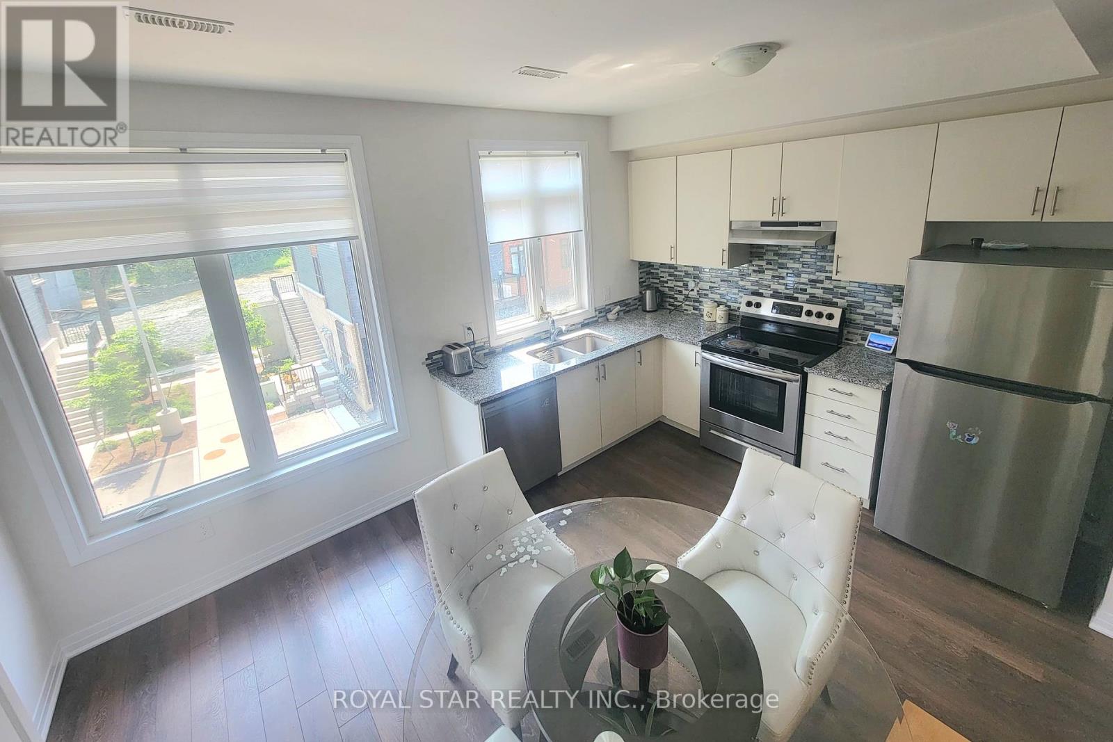 33 - 2 Willow Street, Brant, Ontario  M3L 0K7 - Photo 10 - X13497294