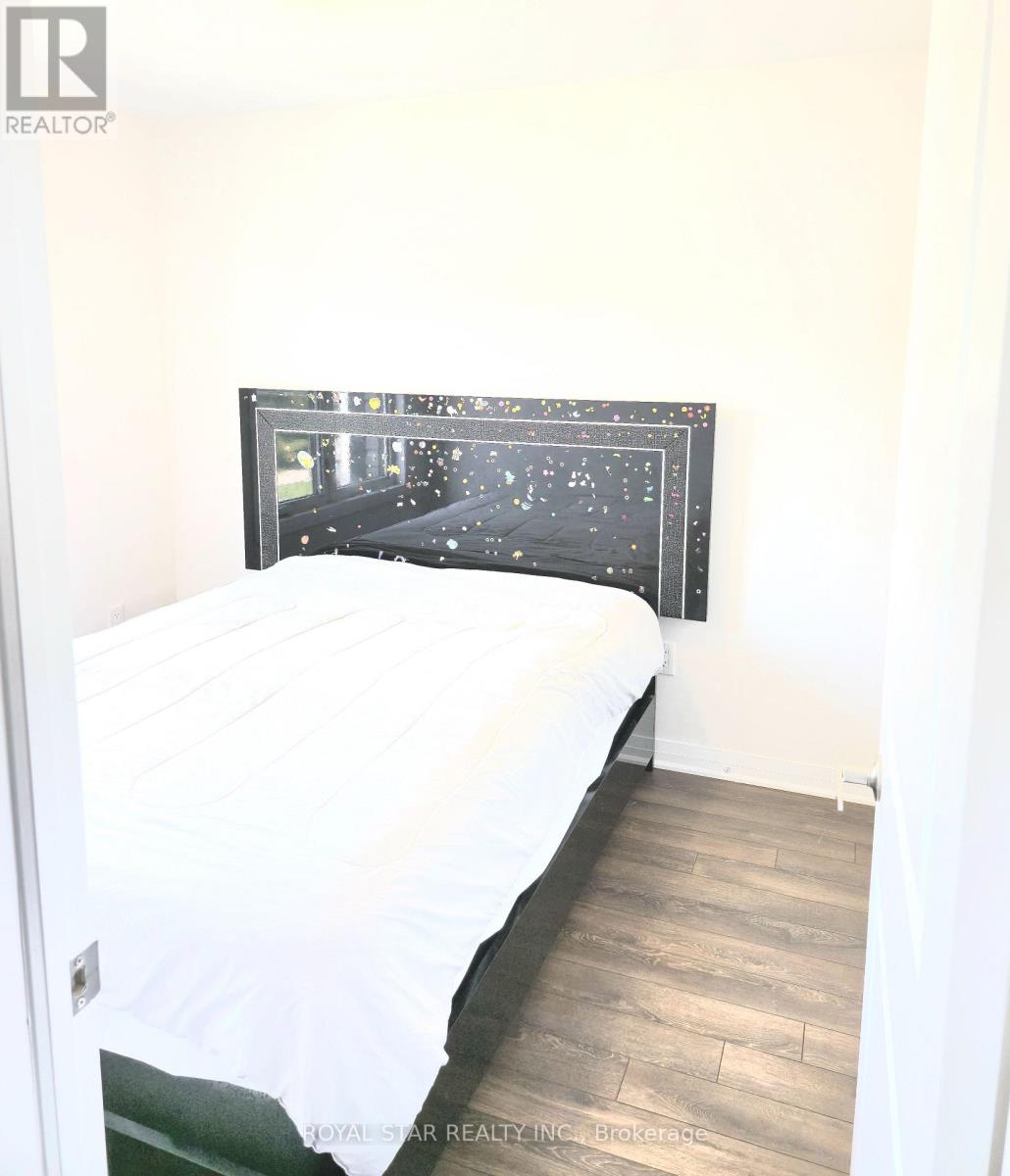 33 - 2 Willow Street, Brant, Ontario  M3L 0K7 - Photo 17 - X13497294