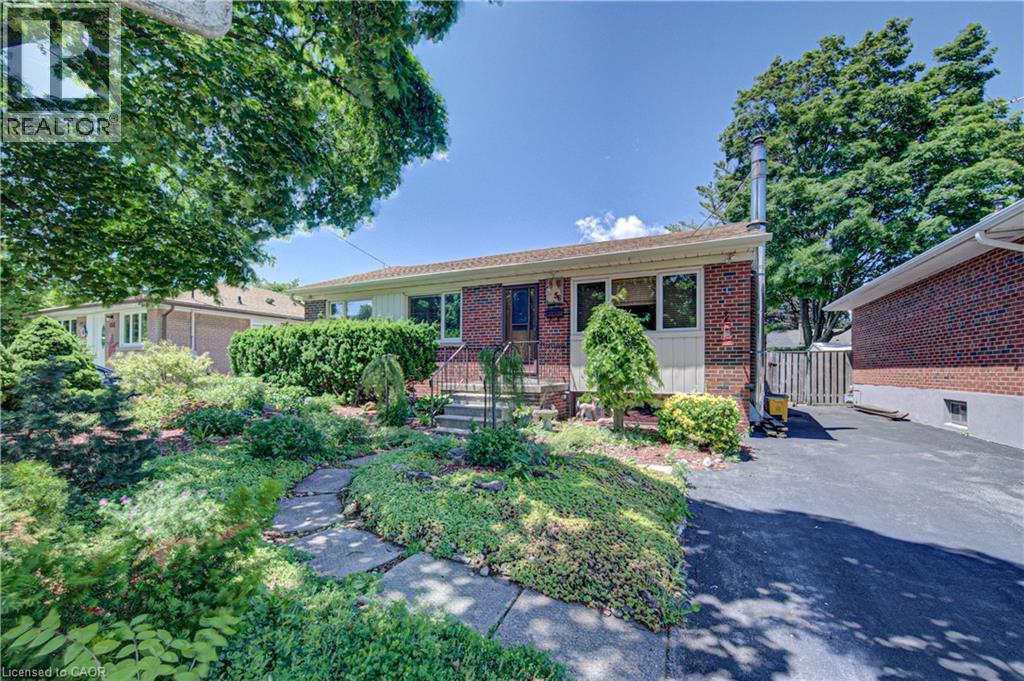 56 Ferrara Street, Hamilton, Ontario  L8T 4C4 - Photo 2 - 40842777