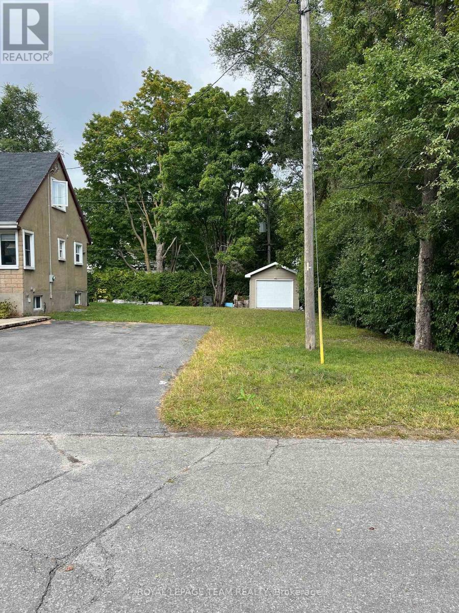 9 & 7 Tower Road, Ottawa, Ontario  K2G 2E2 - Photo 7 - X13497418