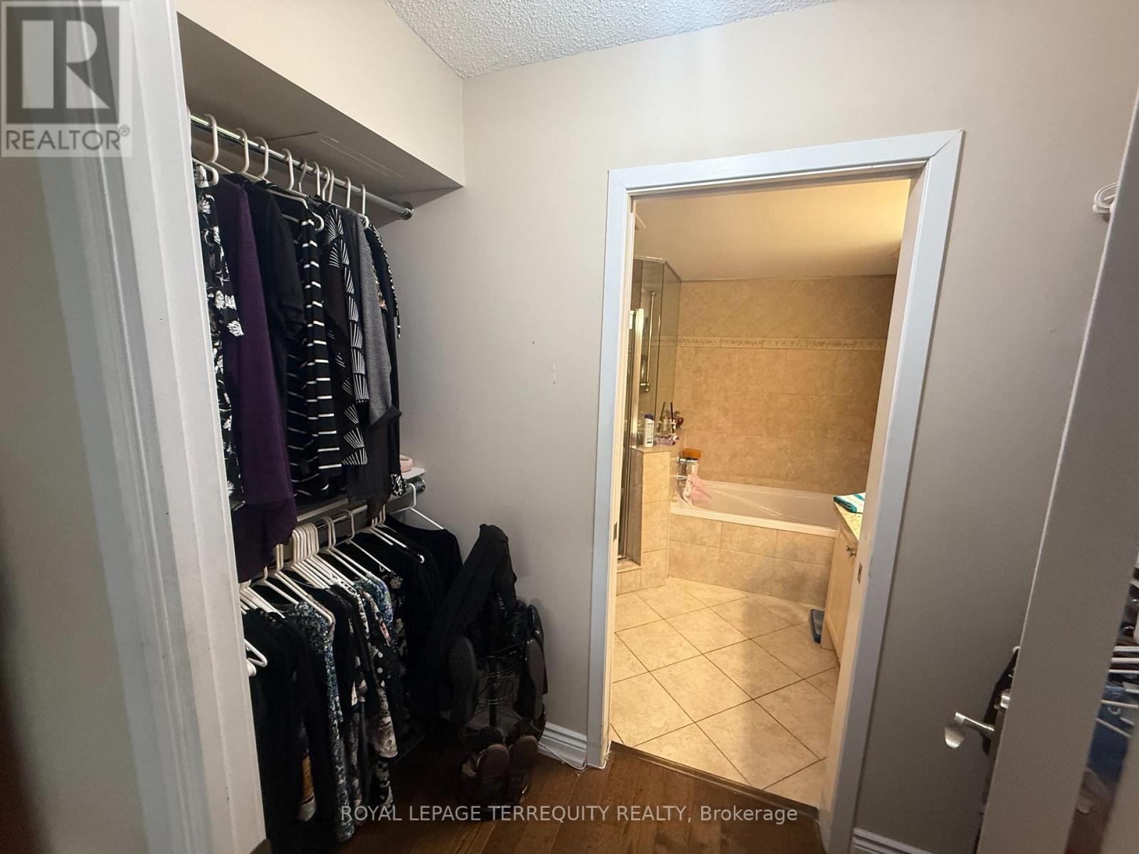 1011 - 1101 Steeles Avenue W, Toronto, Ontario  M2R 3W5 - Photo 14 - C13496100