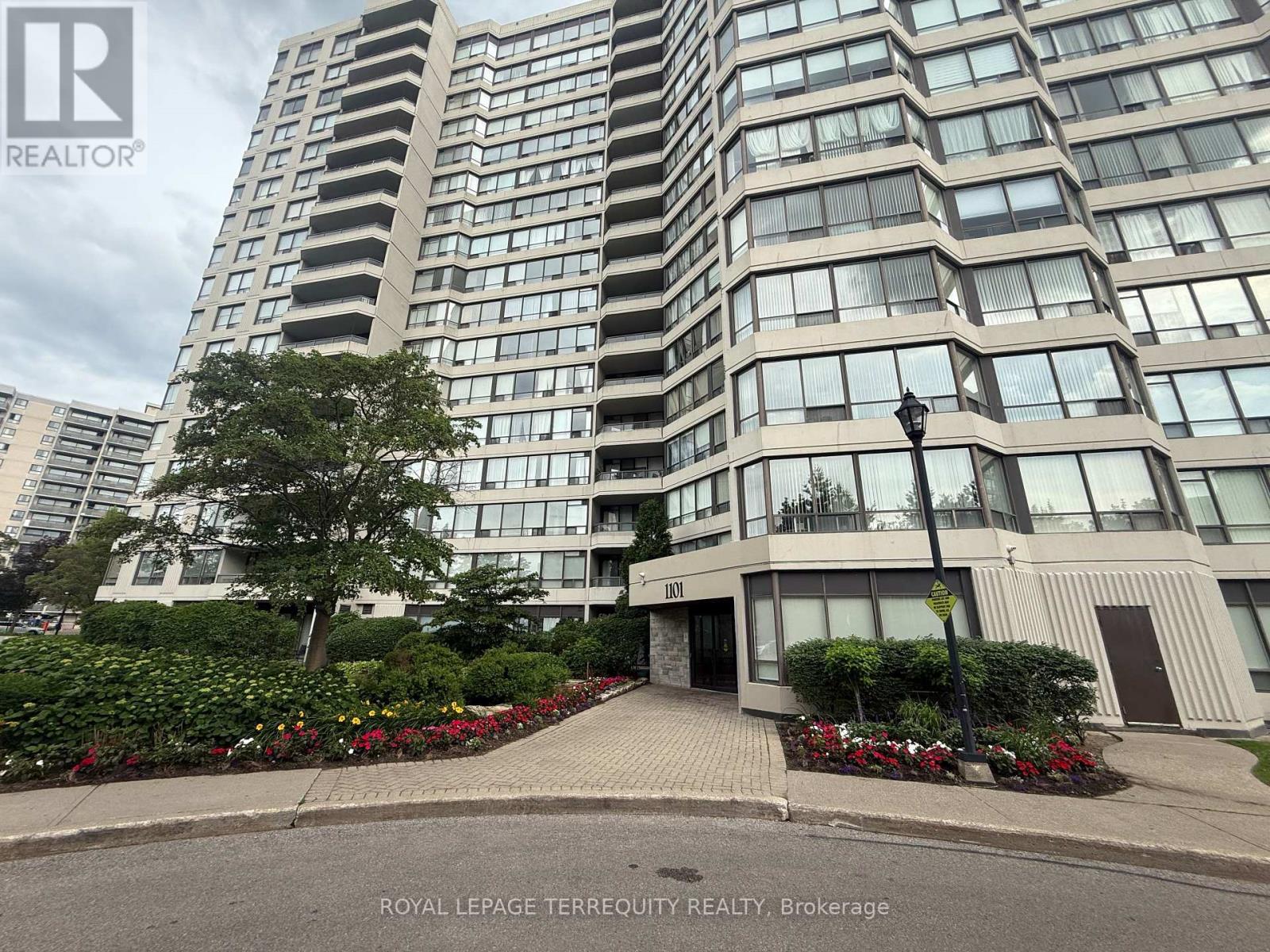 1011 - 1101 Steeles Avenue W, Toronto, Ontario  M2R 3W5 - Photo 32 - C13496100