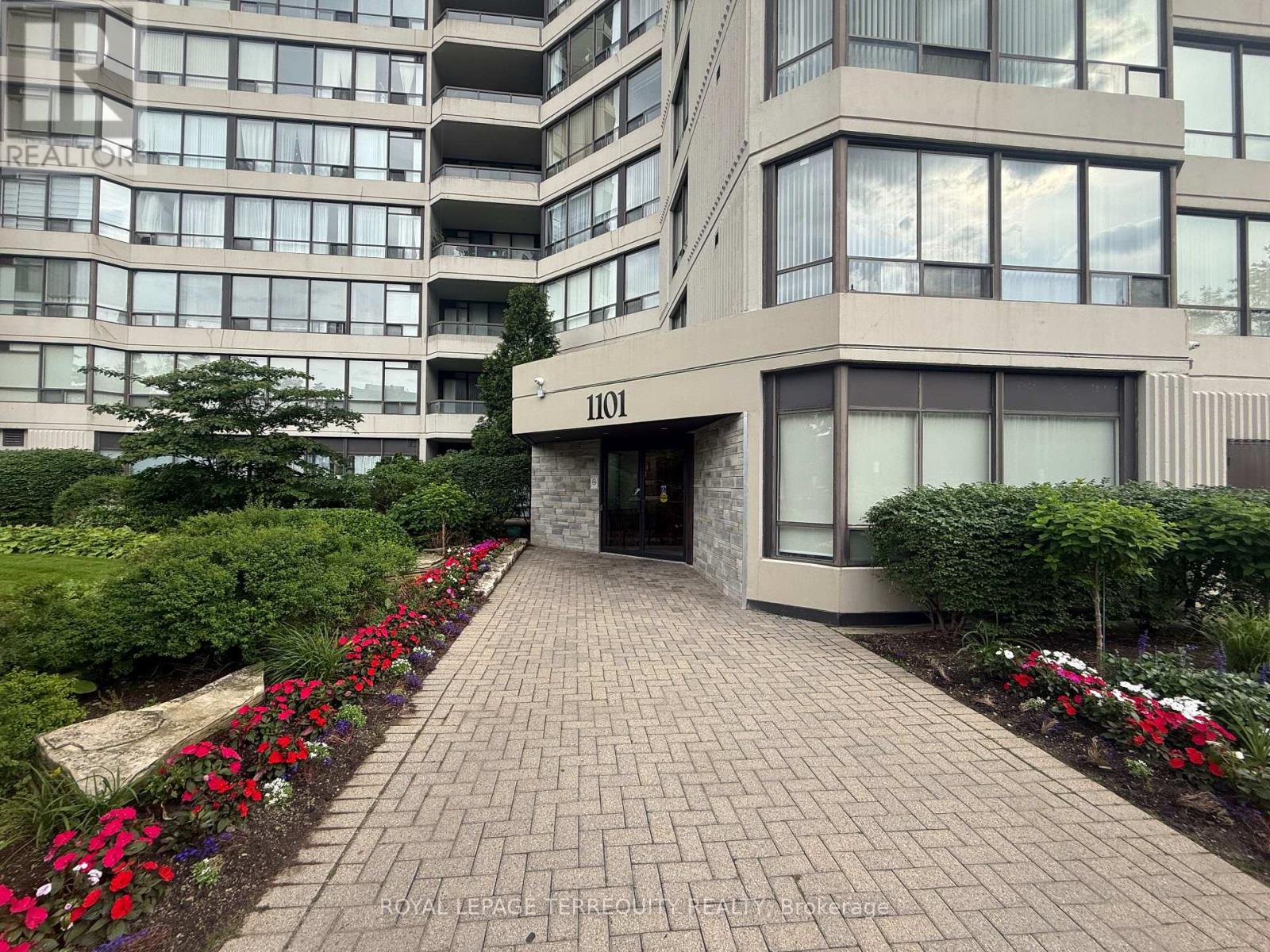 1011 - 1101 Steeles Avenue W, Toronto, Ontario  M2R 3W5 - Photo 31 - C13496100