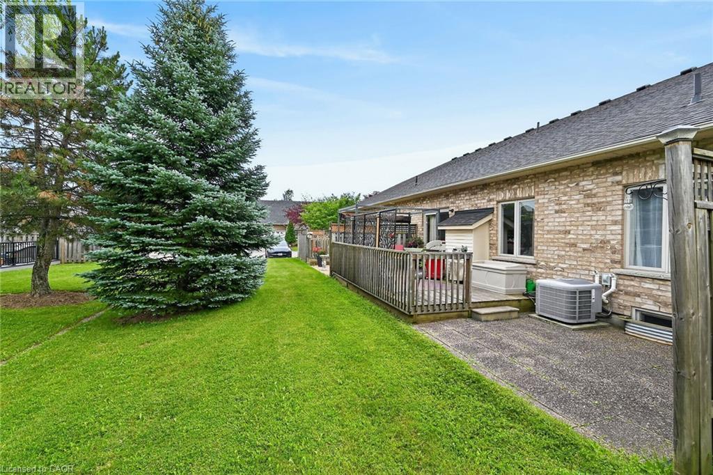 16 Appalachian Trail, Hamilton, Ontario  L9B 2X8 - Photo 29 - 40843337