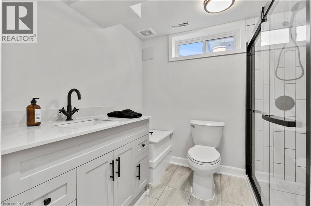 27 Bobolink Road, Hamilton, Ontario  L9A 2P3 - Photo 34 - 40842584