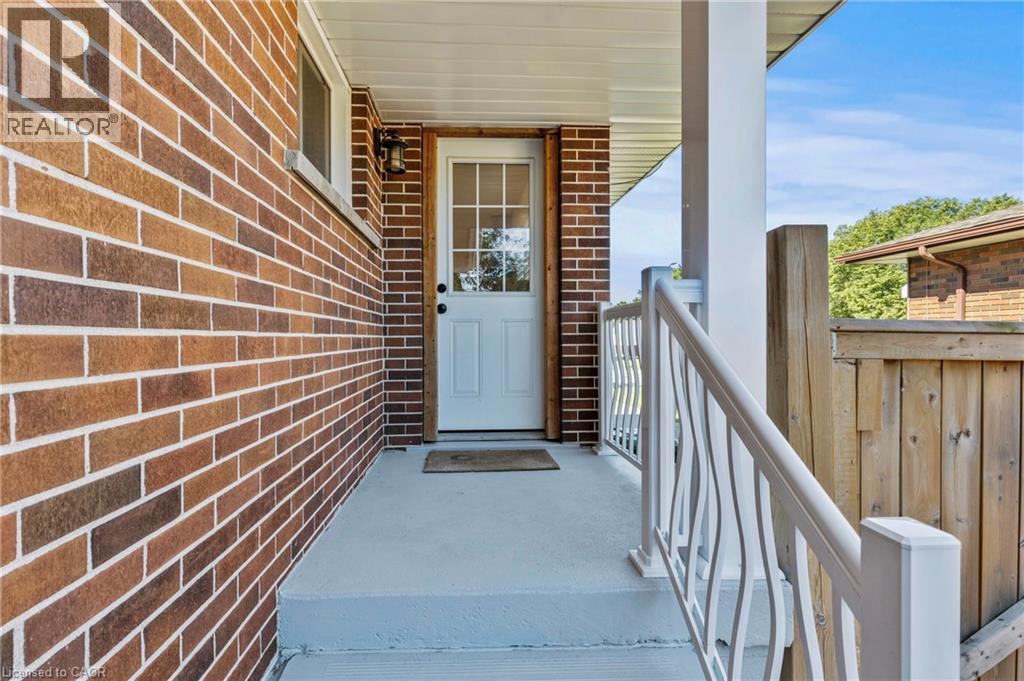 27 Bobolink Road, Hamilton, Ontario  L9A 2P3 - Photo 37 - 40842584