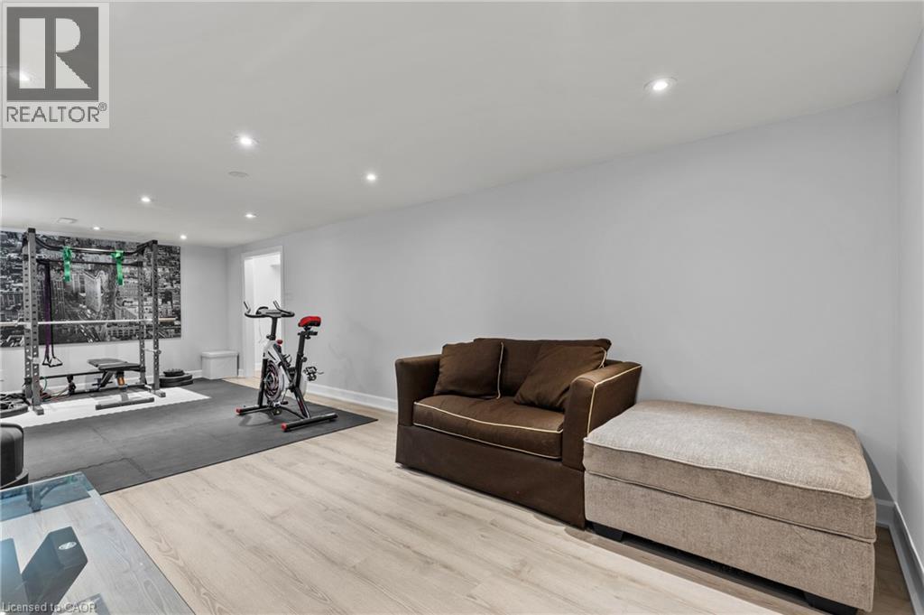 27 Bobolink Road, Hamilton, Ontario  L9A 2P3 - Photo 30 - 40842584