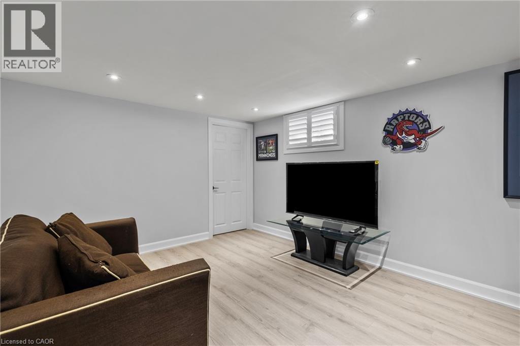 27 Bobolink Road, Hamilton, Ontario  L9A 2P3 - Photo 31 - 40842584