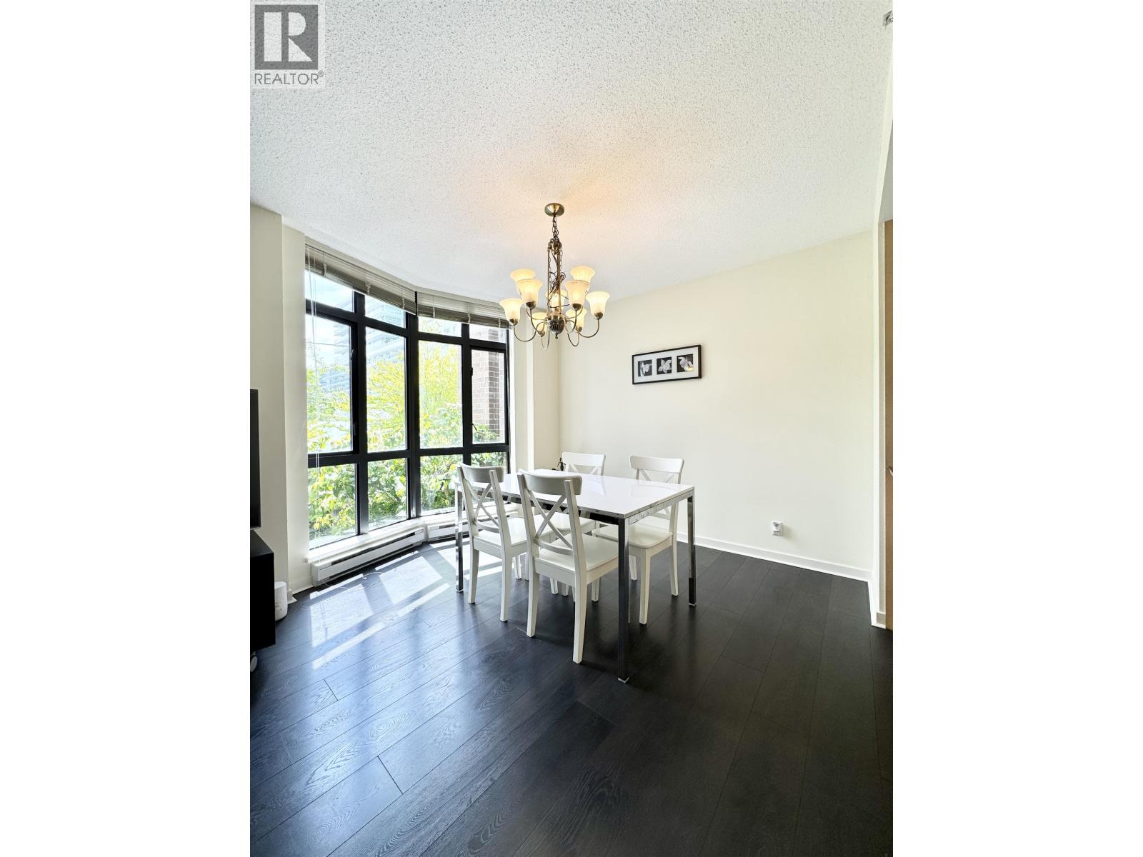 Xx 6351 Buswell Street, Richmond, British Columbia  V6Y 0A4 - Photo 2 - R3140588