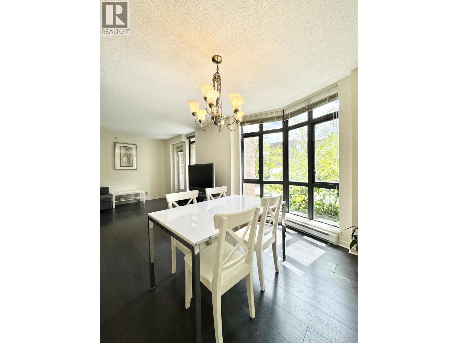 Xx 6351 Buswell Street, Richmond, British Columbia  V6Y 0A4 - Photo 3 - R3140588