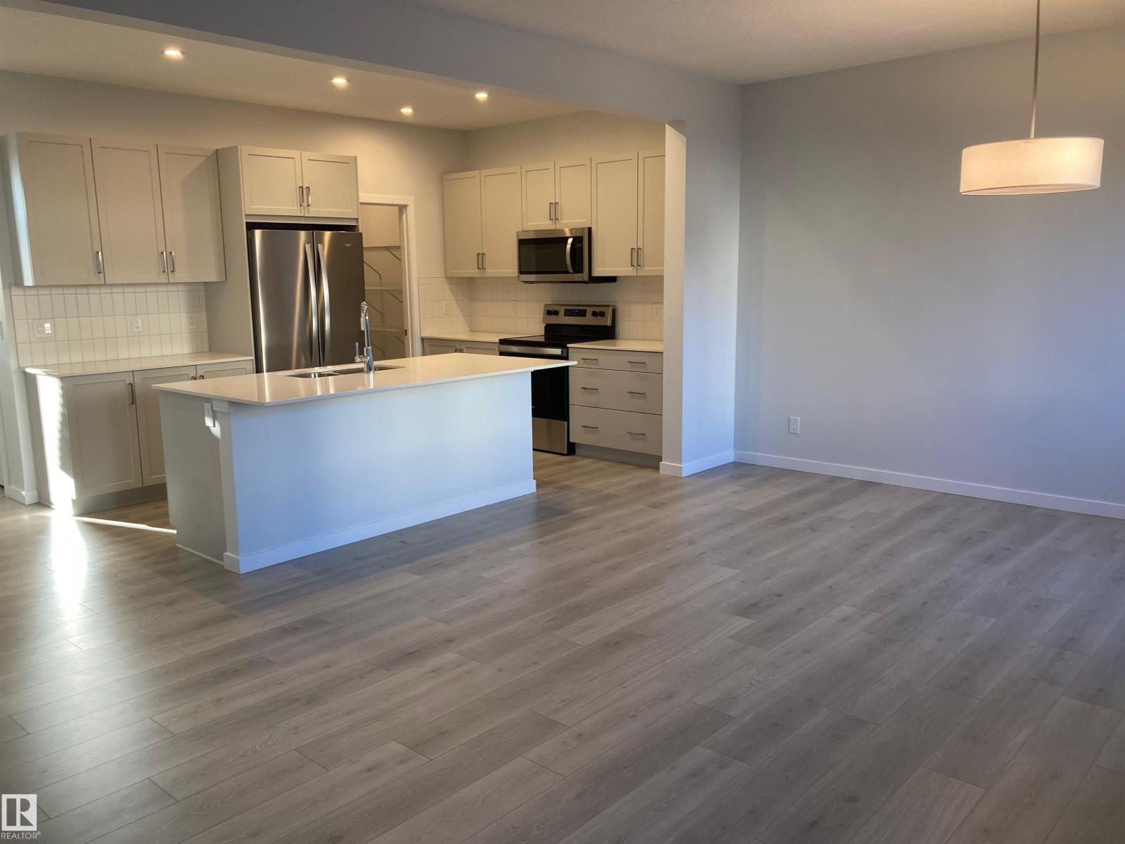22904 94 AV NW, Edmonton, Alberta