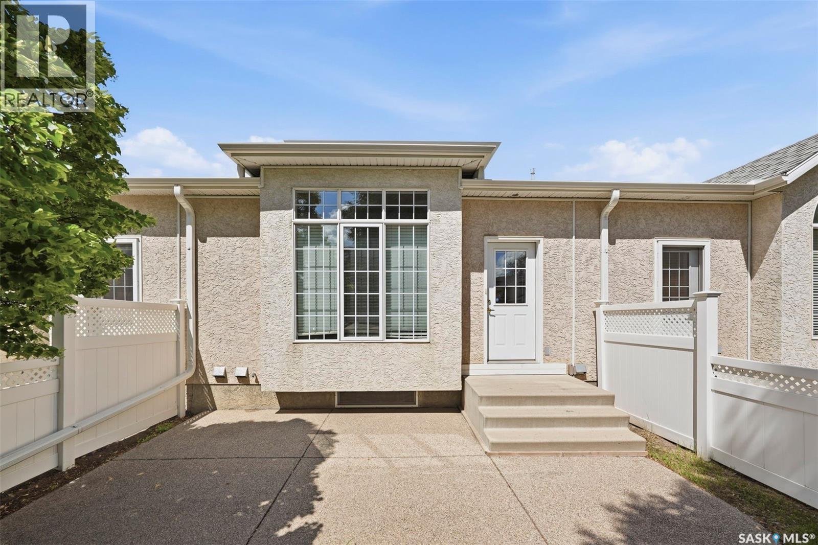 446 Perehudoff CRESCENT, Saskatoon, Saskatchewan
