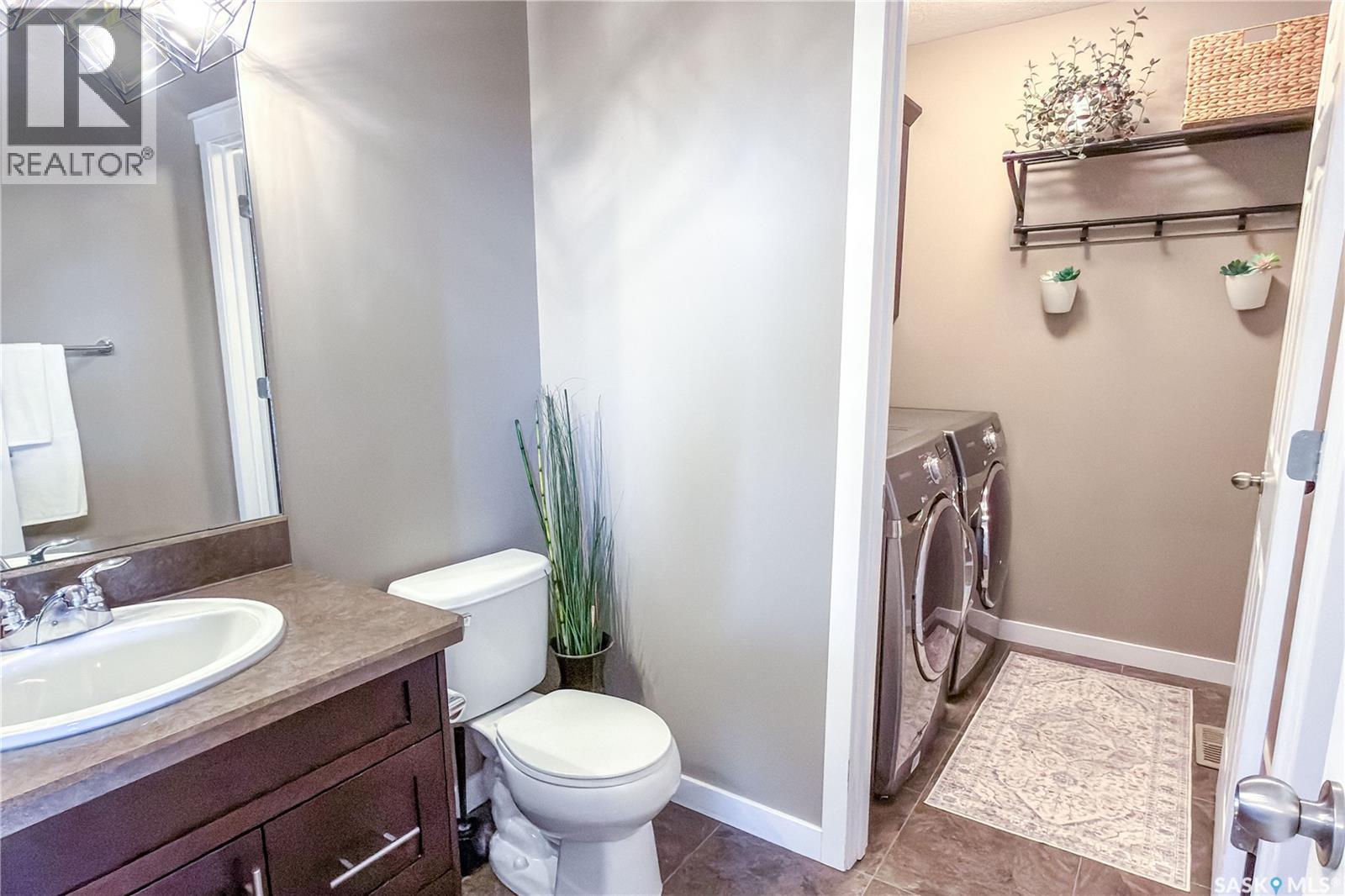 4513 Padwick Avenue, Regina, Saskatchewan  S4W 0C5 - Photo 7 - SK040873