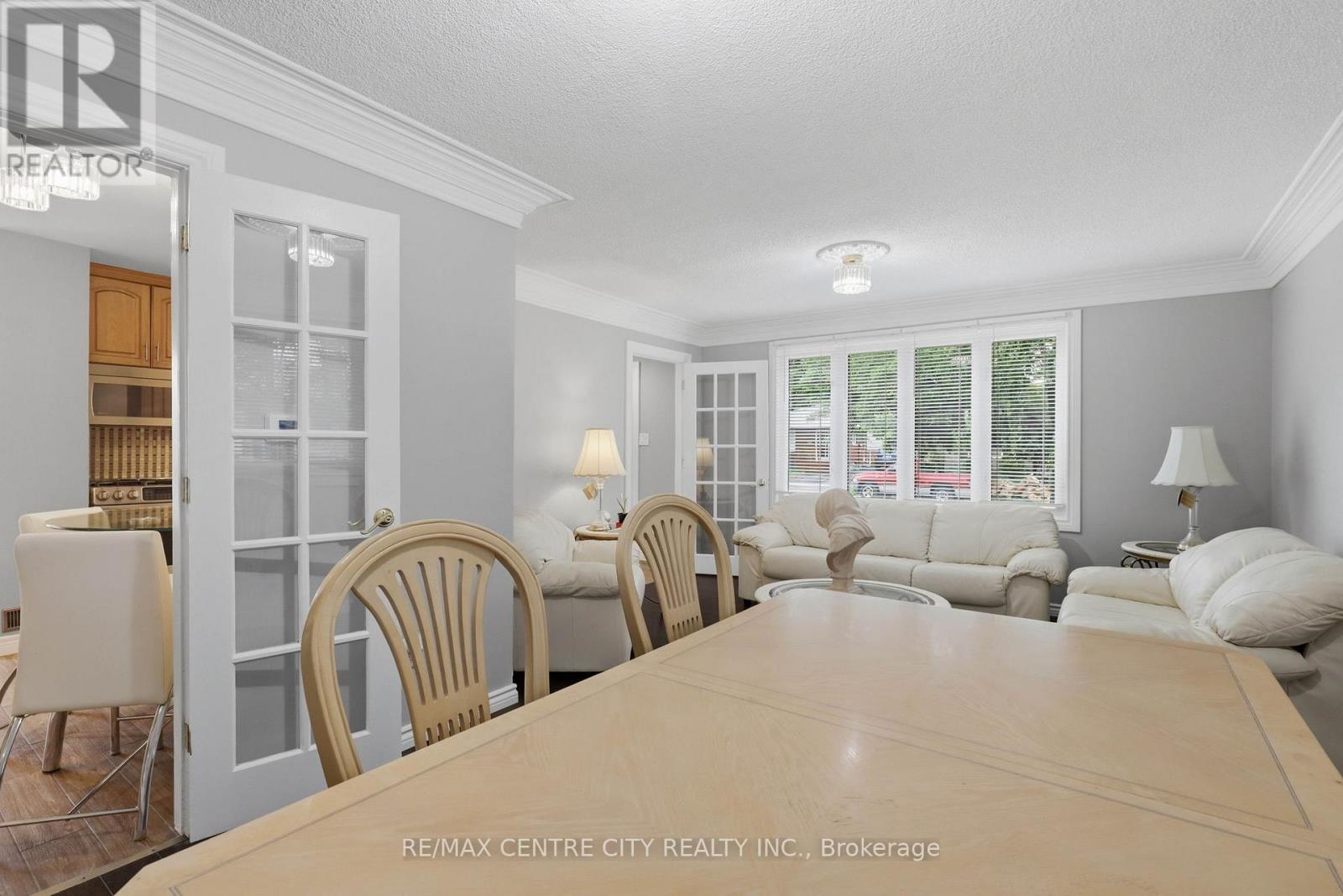 419 Ferndale Avenue, London South, Ontario  N6C 2Y9 - Photo 12 - X13497450