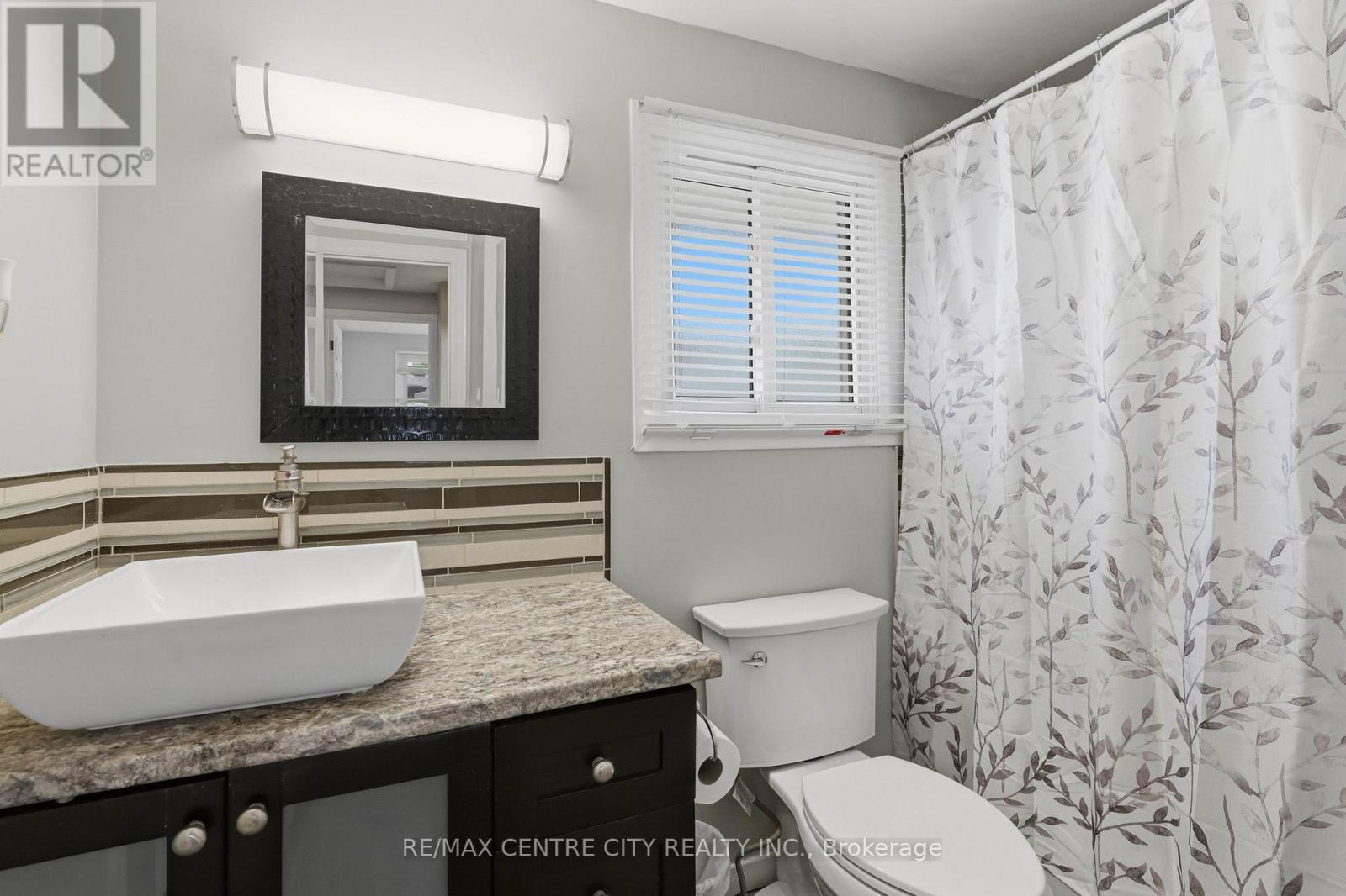 419 Ferndale Avenue, London South, Ontario  N6C 2Y9 - Photo 22 - X13497450