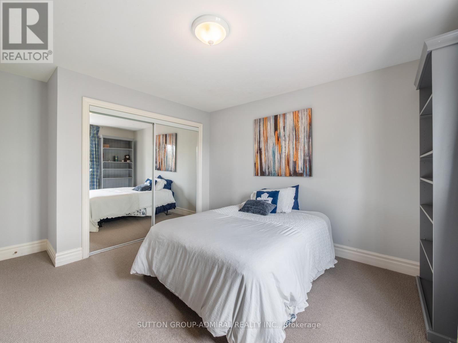 255 Cocksfield Avenue, Toronto, Ontario  M3H 3T6 - Photo 29 - C13473596