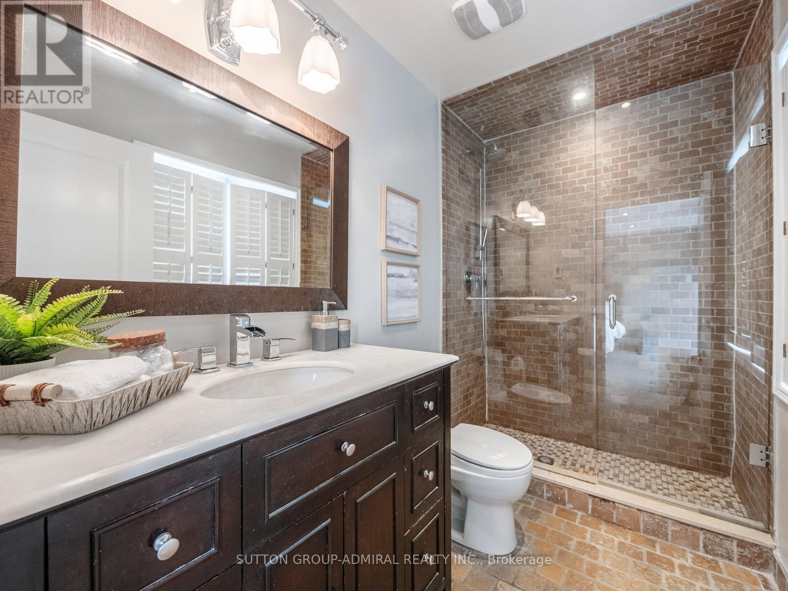 255 Cocksfield Avenue, Toronto, Ontario  M3H 3T6 - Photo 25 - C13473596