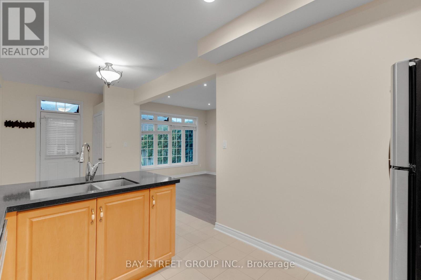 80 Irish Rose Drive, Markham, Ontario  L6C 2J6 - Photo 21 - N13496870