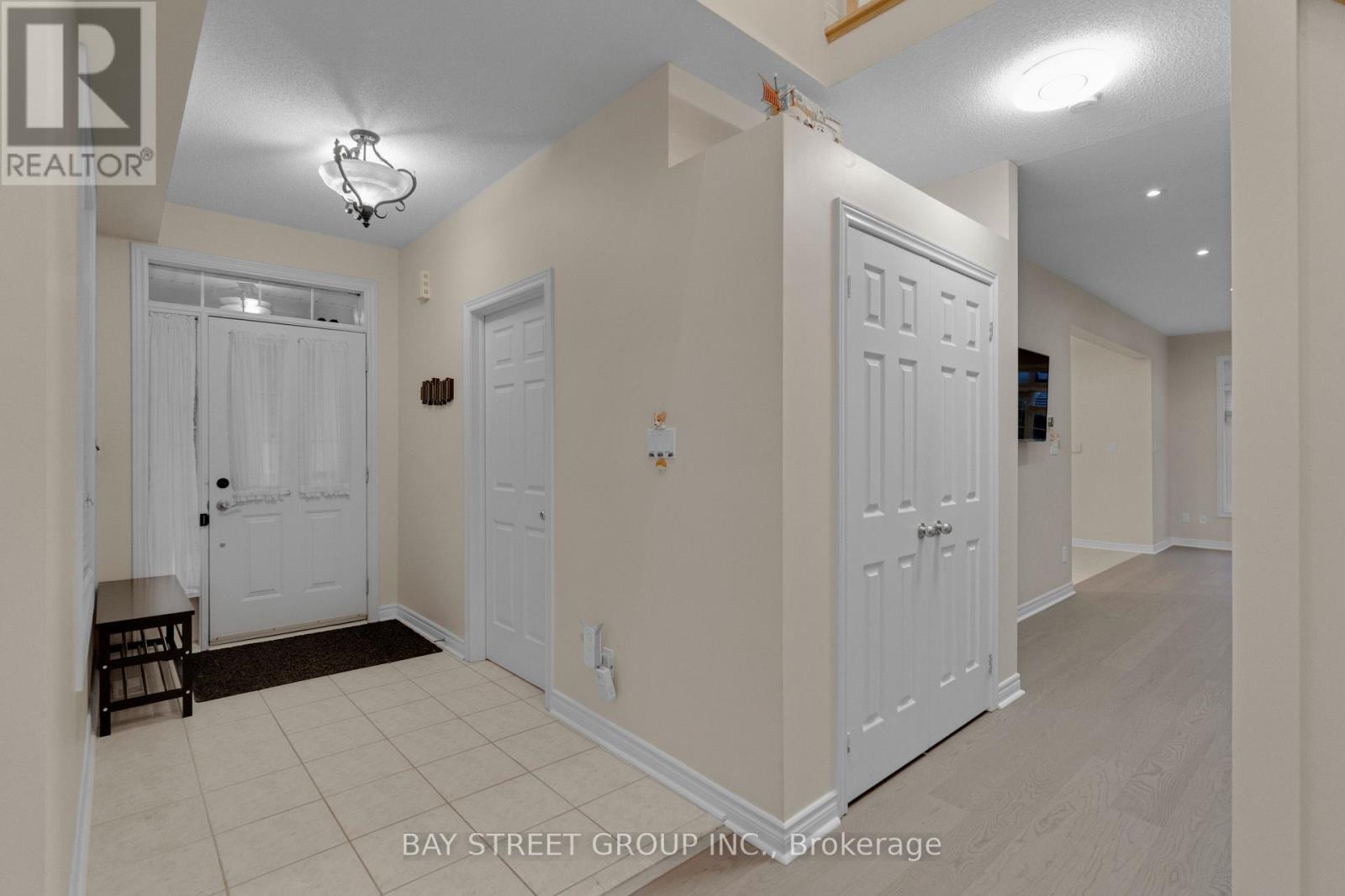 80 Irish Rose Drive, Markham, Ontario  L6C 2J6 - Photo 12 - N13496870
